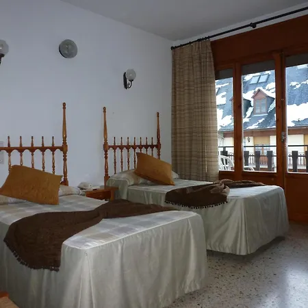 Hotel Garona 2*